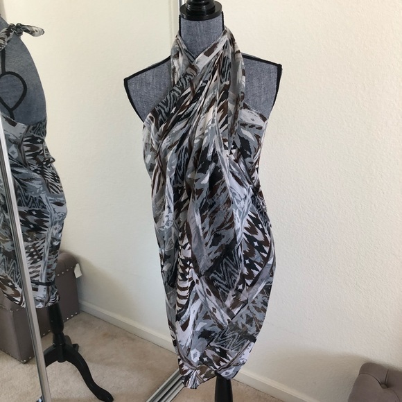 Large Scarf - Picture 5 of 5